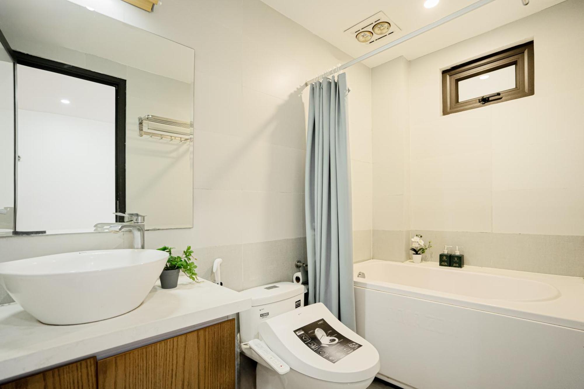 22Housing Hotel & Residence 60 Linh Lang Ханой Экстерьер фото